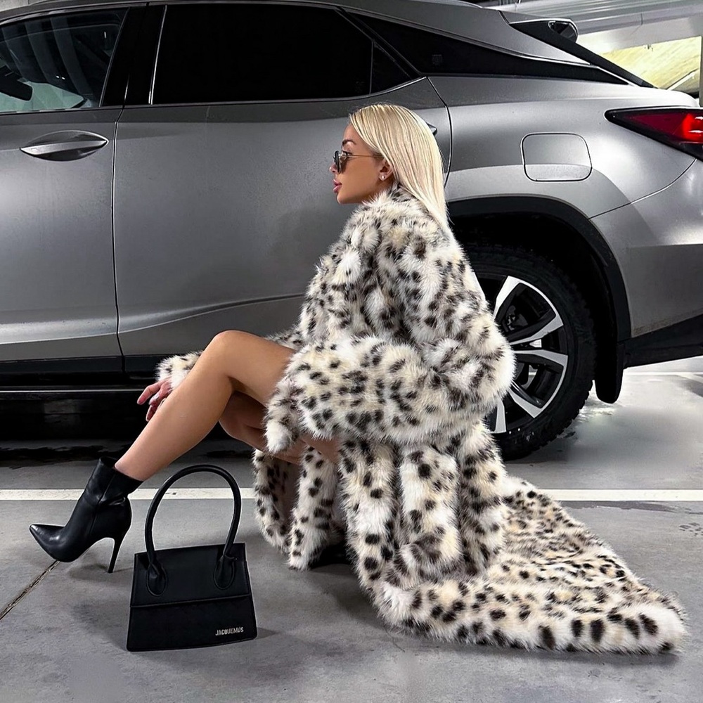 Luxury Faux Fur Coat Maxi Leopard Print Fashionable Animal Print Long Coat